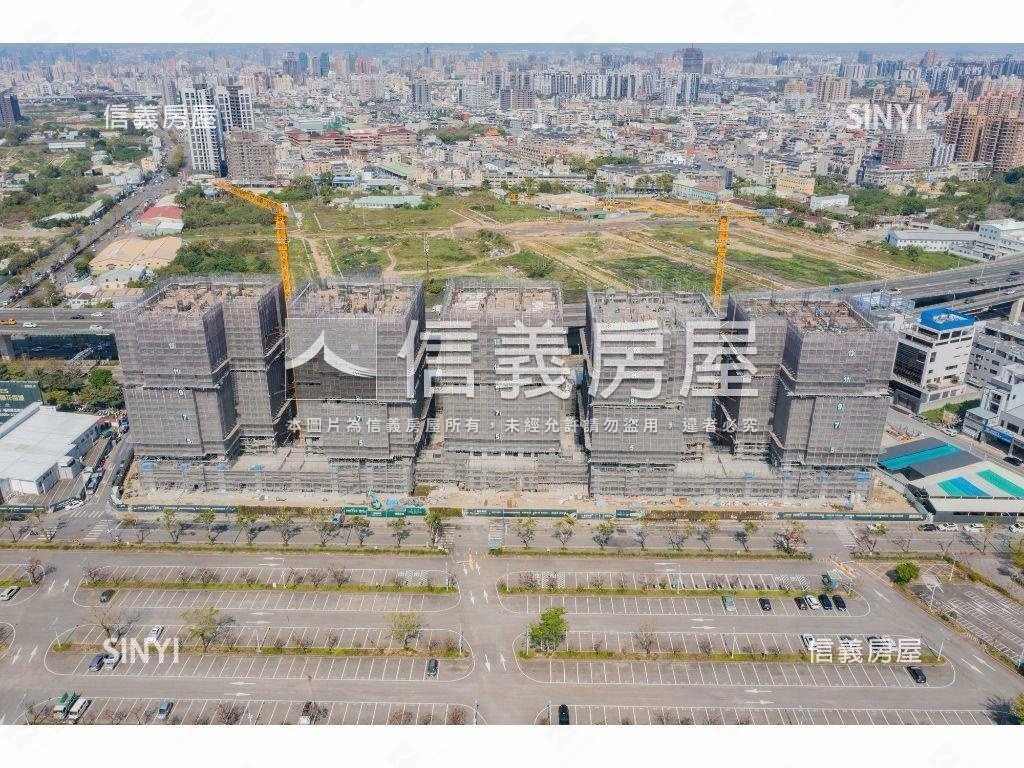 太原ＹＥＳ三房平面車位房屋室內格局與周邊環境