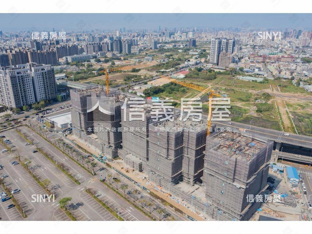 太原ＹＥＳ三房平面車位房屋室內格局與周邊環境