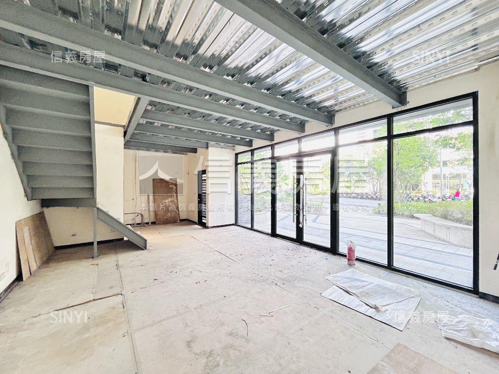 近青埔國中約６米寬金店面房屋室內格局與周邊環境