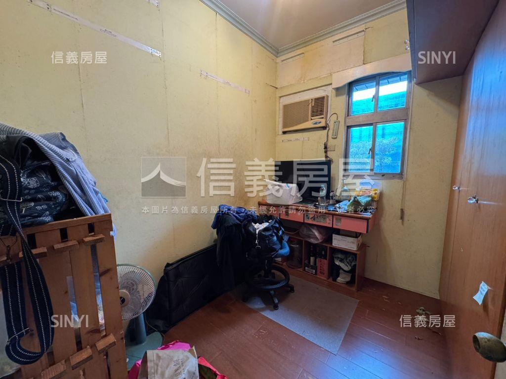 台北神話兩房車位房屋室內格局與周邊環境