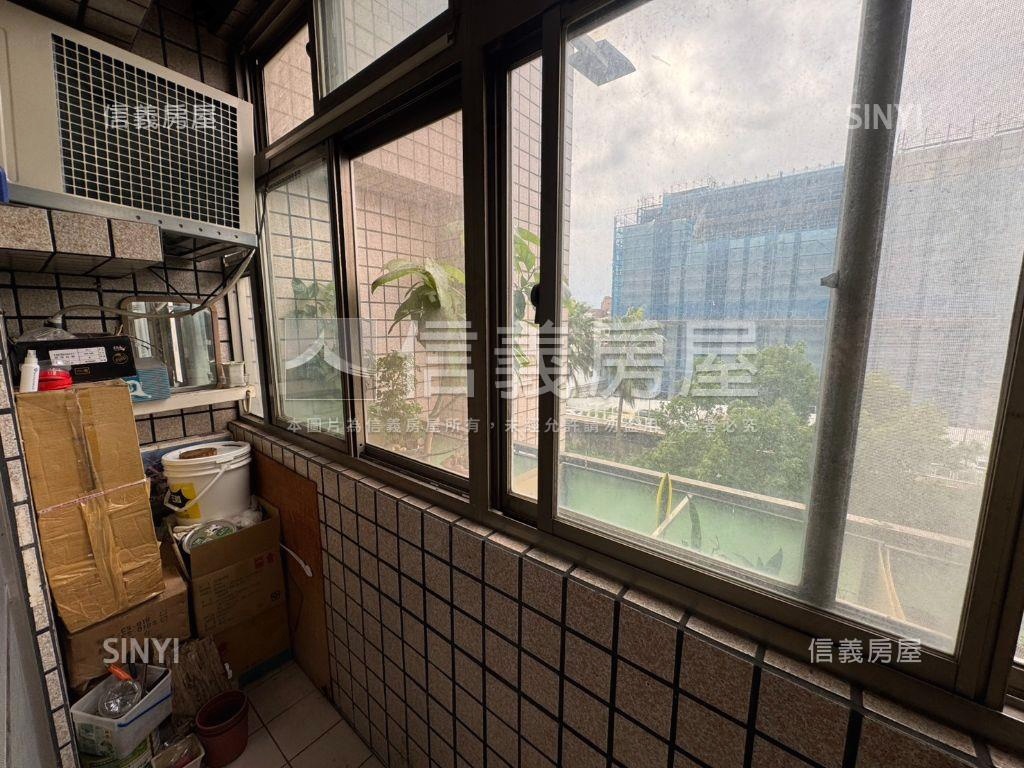 台北神話兩房車位房屋室內格局與周邊環境