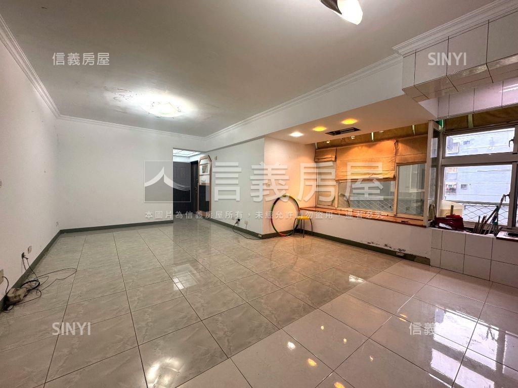 中正紀念堂綠蔭美廈房屋室內格局與周邊環境