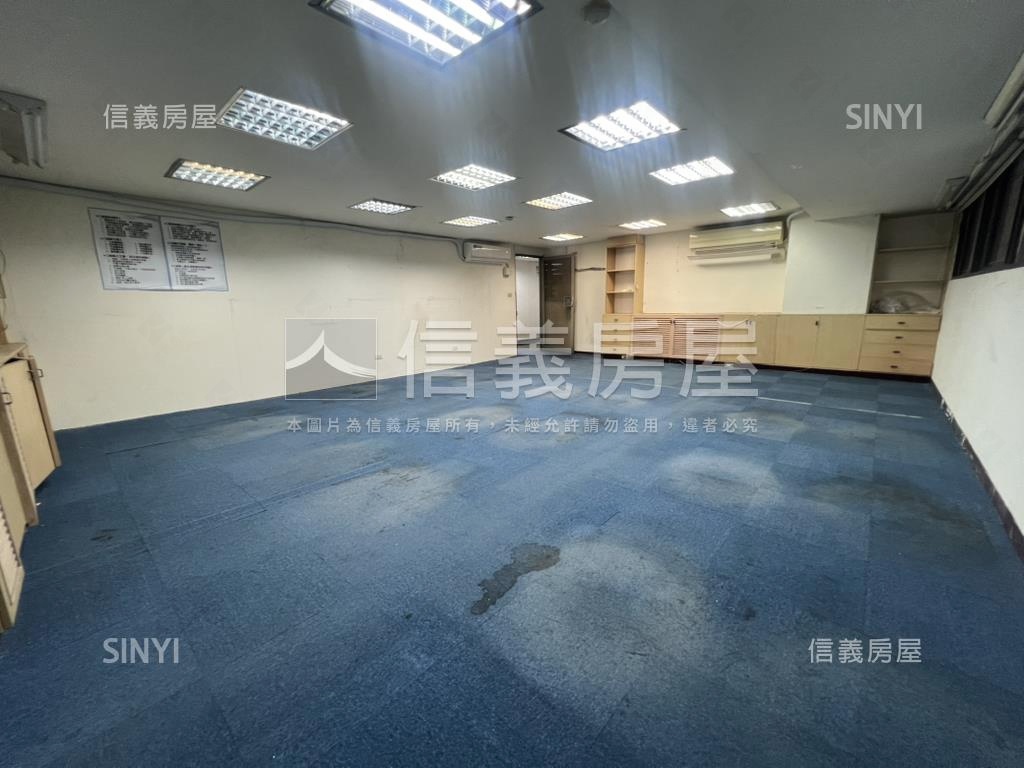 南京通商稀有近捷運純辦公房屋室內格局與周邊環境