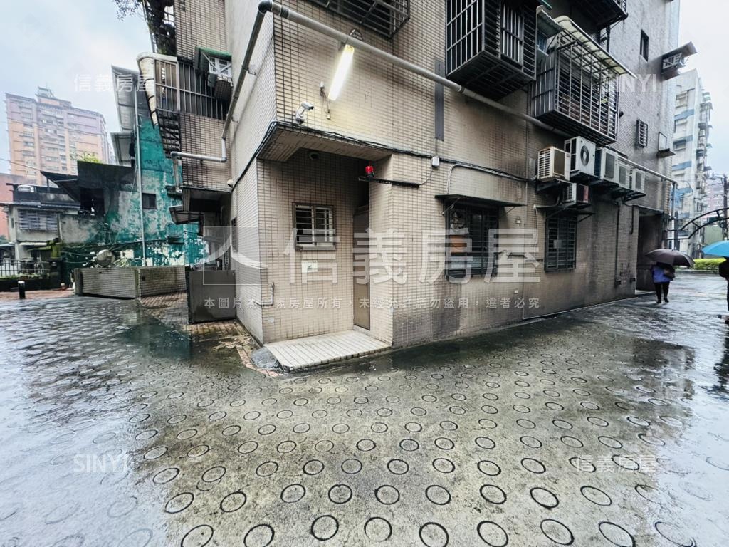 新台五低總價店面房屋室內格局與周邊環境