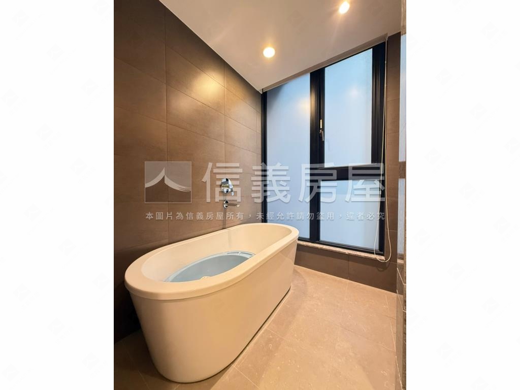 專任大硯未來里五五侘房屋室內格局與周邊環境