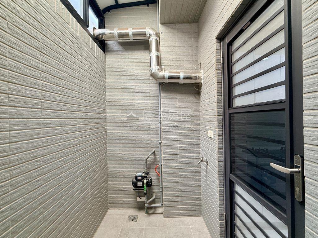 正街新屋齡美透房屋室內格局與周邊環境