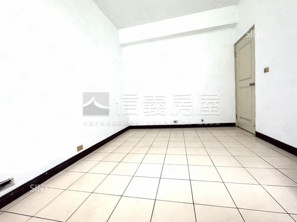 近瑞城國小臨路透天房屋室內格局與周邊環境