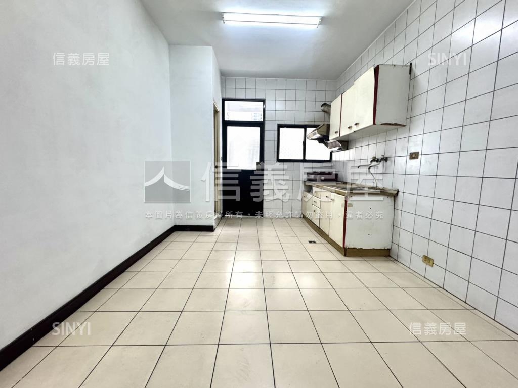 近瑞城國小臨路透天房屋室內格局與周邊環境