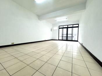 近瑞城國小臨路透天