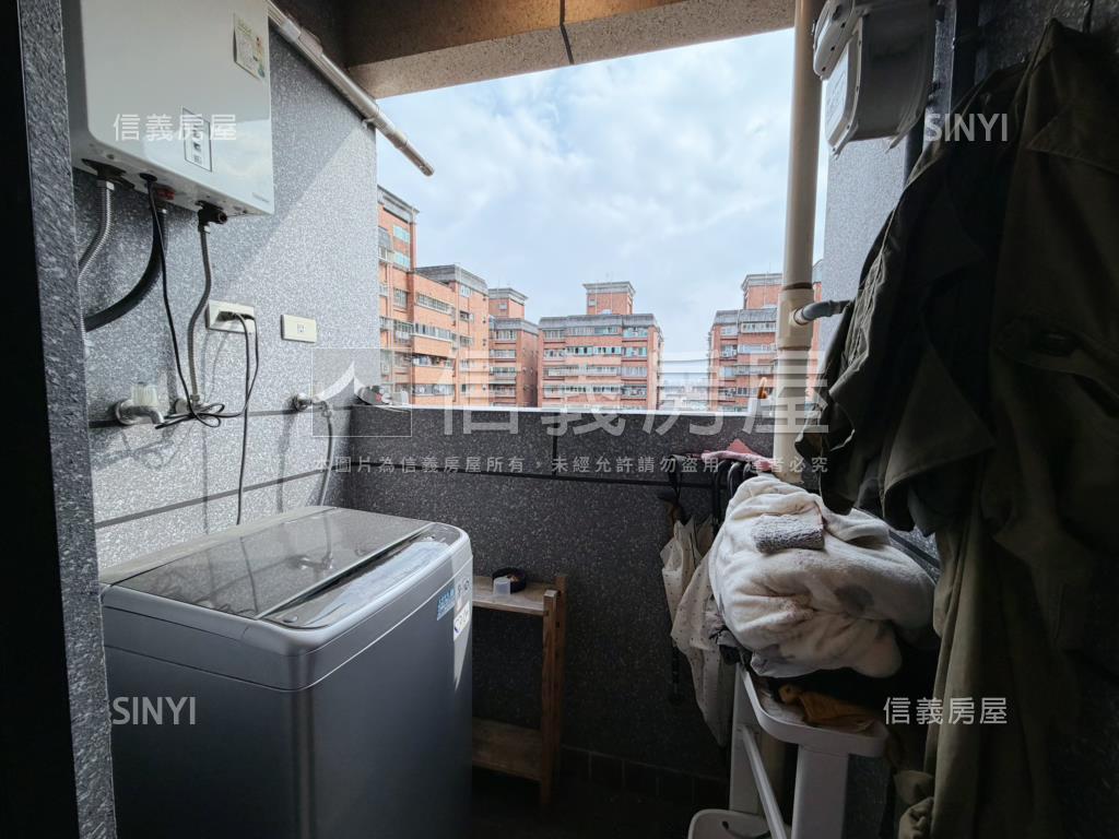 專任里享國高樓兩房房屋室內格局與周邊環境