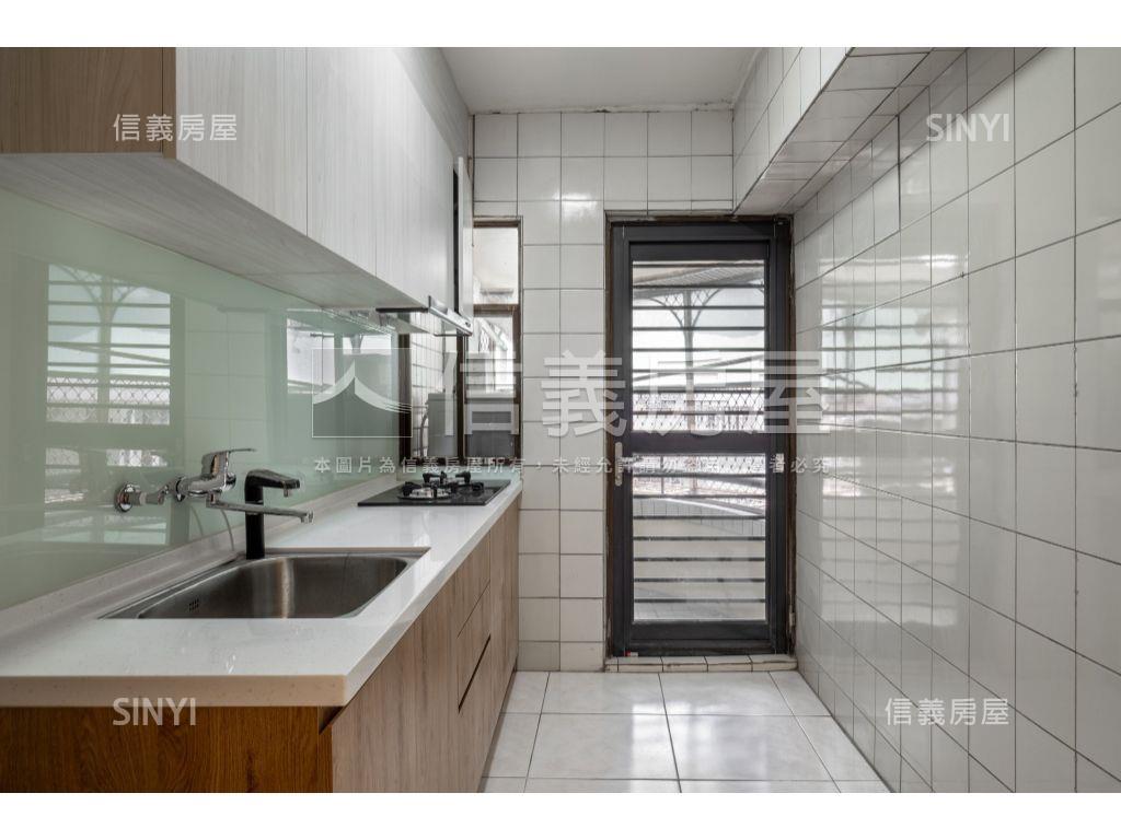 近大里軟體園區4房附平車房屋室內格局與周邊環境