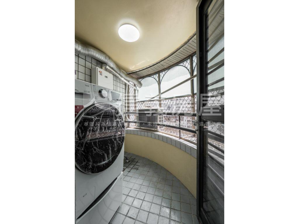 近大里軟體園區4房附平車房屋室內格局與周邊環境