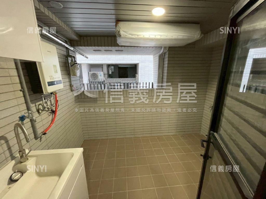 長虹天韻大三房平車房屋室內格局與周邊環境