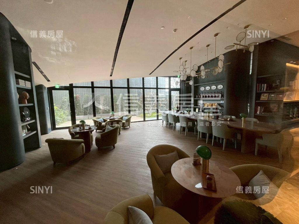 長虹天韻大三房平車房屋室內格局與周邊環境