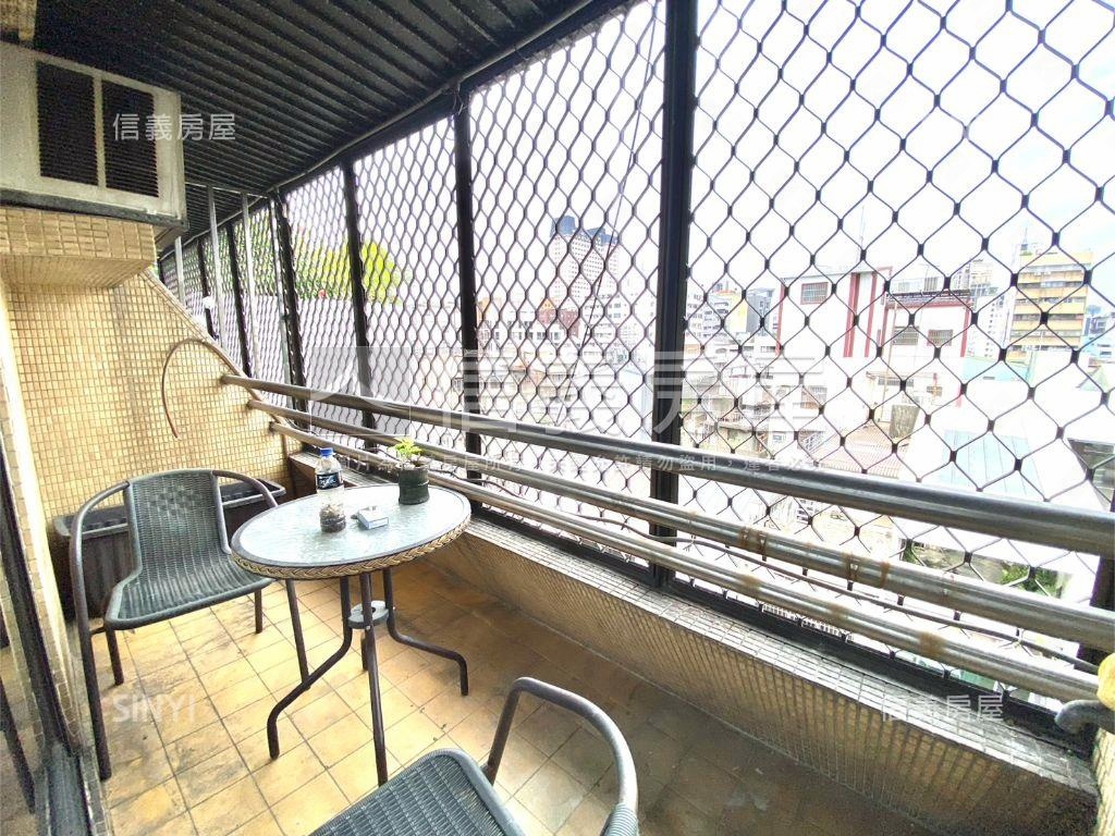 近台中火車站華廈美屋房屋室內格局與周邊環境