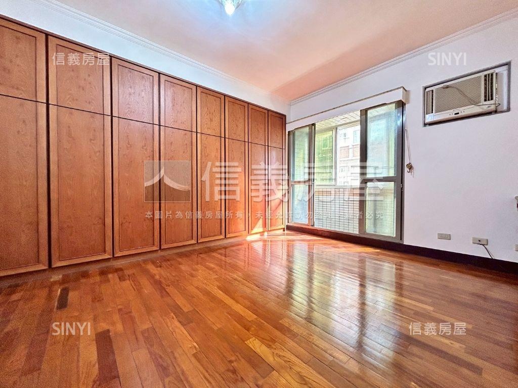 北區電梯三房單坪免２４萬房屋室內格局與周邊環境