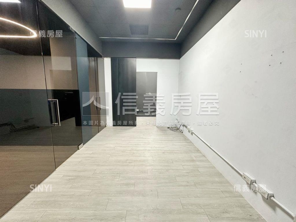 四期低總價大面寬金店面房屋室內格局與周邊環境