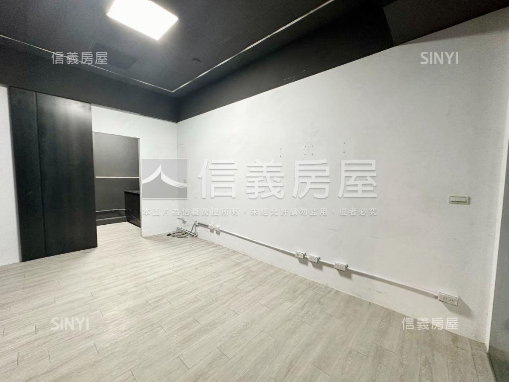 四期低總價大面寬金店面房屋室內格局與周邊環境