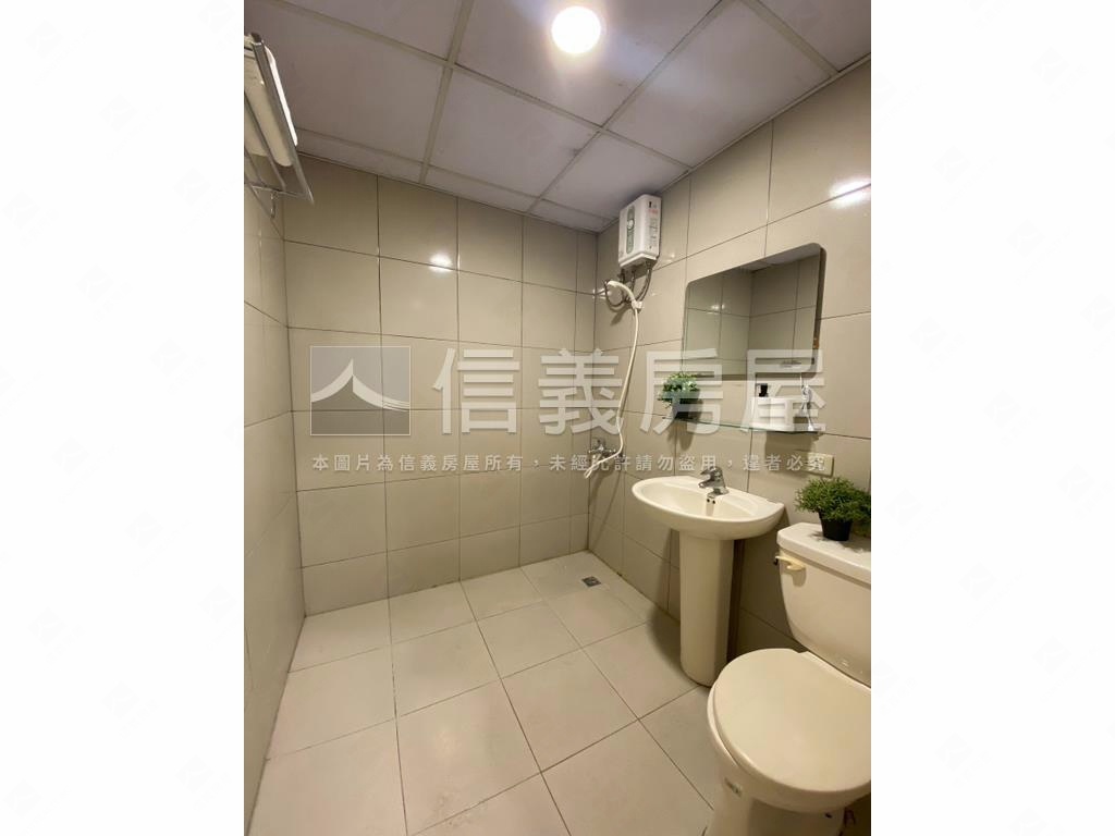 正信義路方正邊間美居房屋室內格局與周邊環境