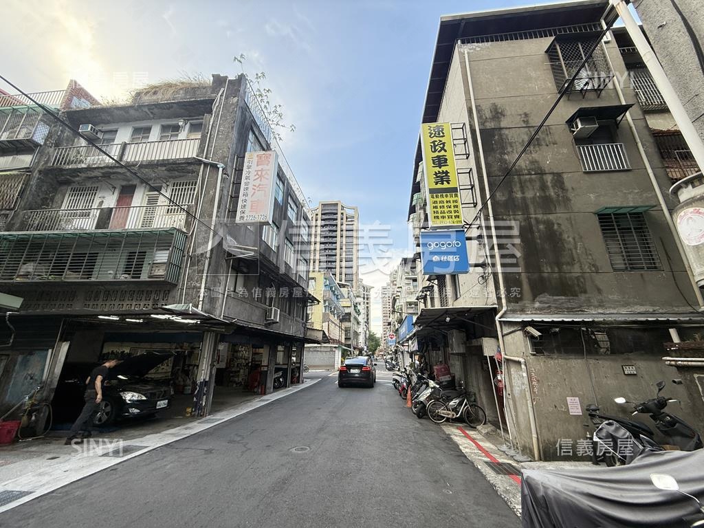 正信義路方正邊間美居房屋室內格局與周邊環境