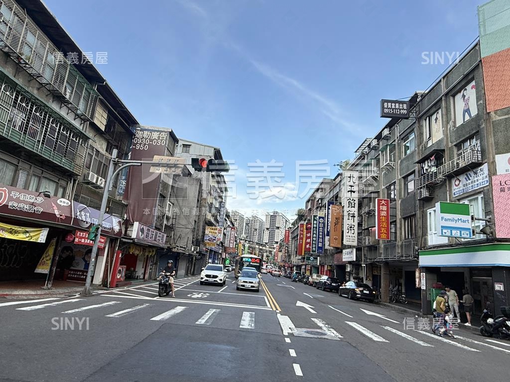 正信義路方正邊間美居房屋室內格局與周邊環境