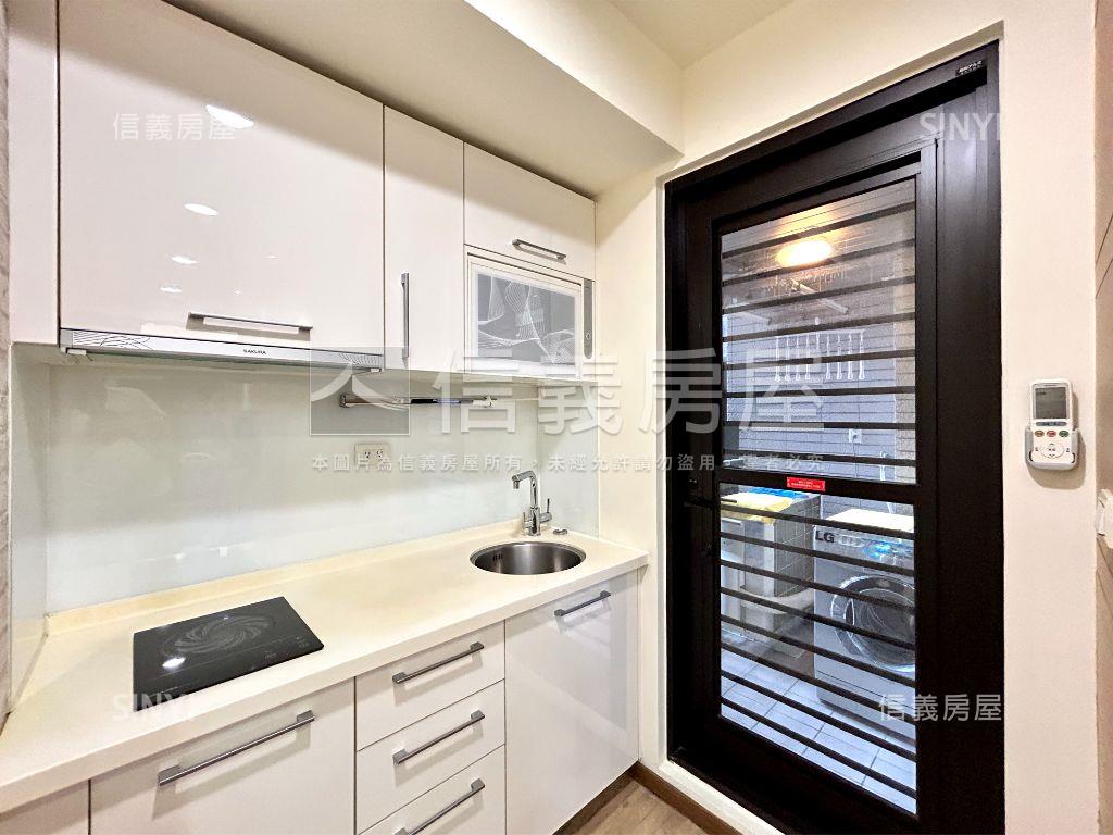 台北晶麒美妝兩房車位房屋室內格局與周邊環境