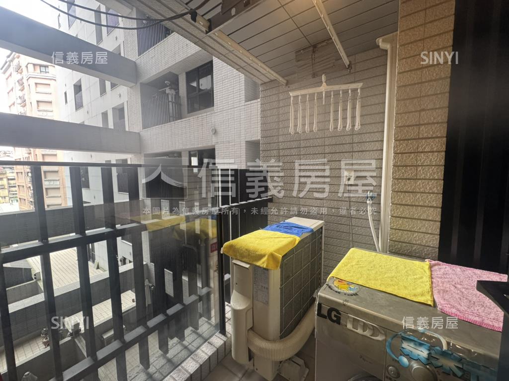 台北晶麒美妝兩房車位房屋室內格局與周邊環境