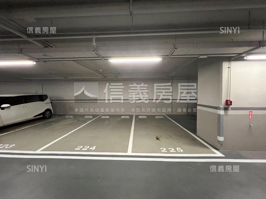 冠德心天匯質感兩房車位房屋室內格局與周邊環境