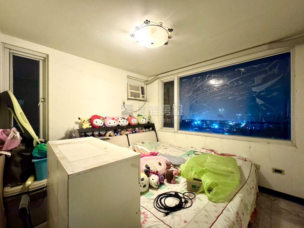 近成大南工美景採光宅房屋室內格局與周邊環境