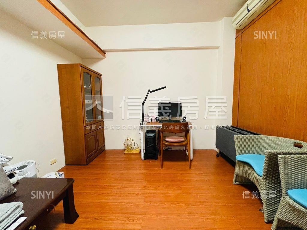 近灣市３８賺金透店房屋室內格局與周邊環境