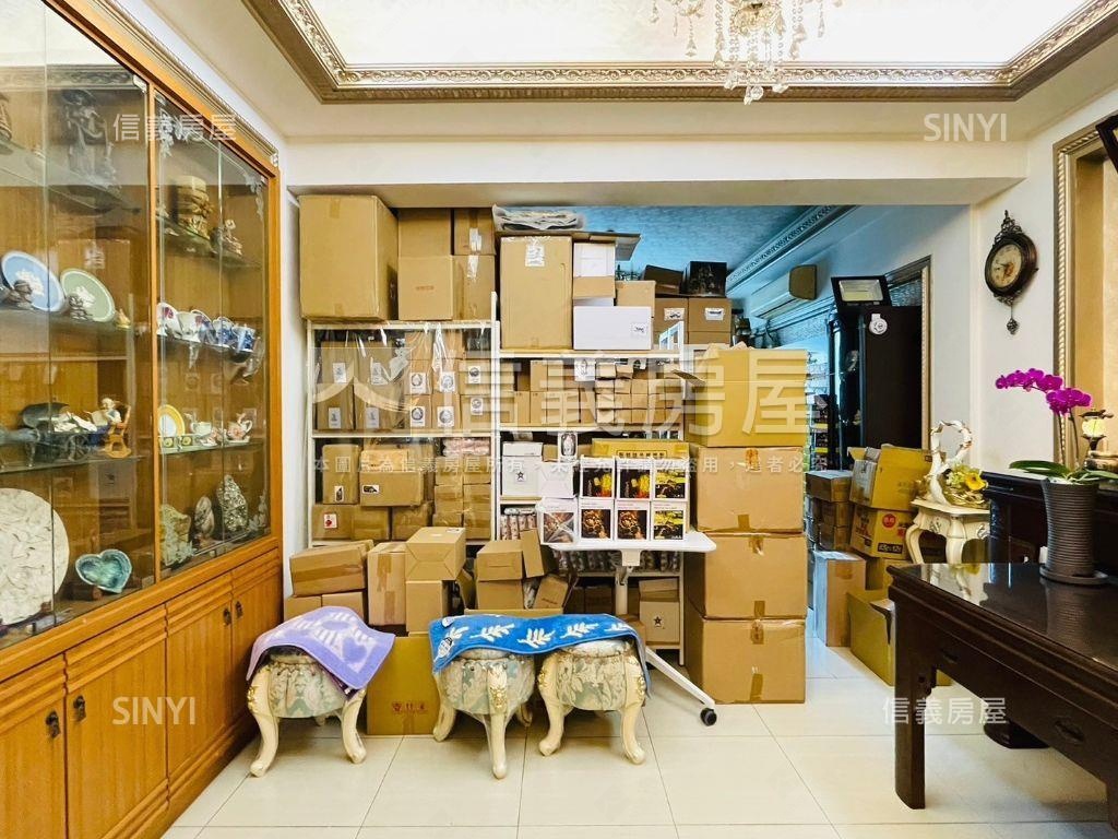 近灣市３８賺金透店房屋室內格局與周邊環境