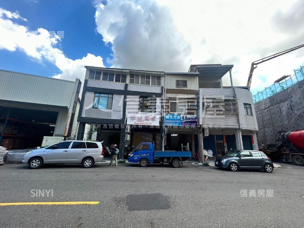近新莊國小收租透店房屋室內格局與周邊環境