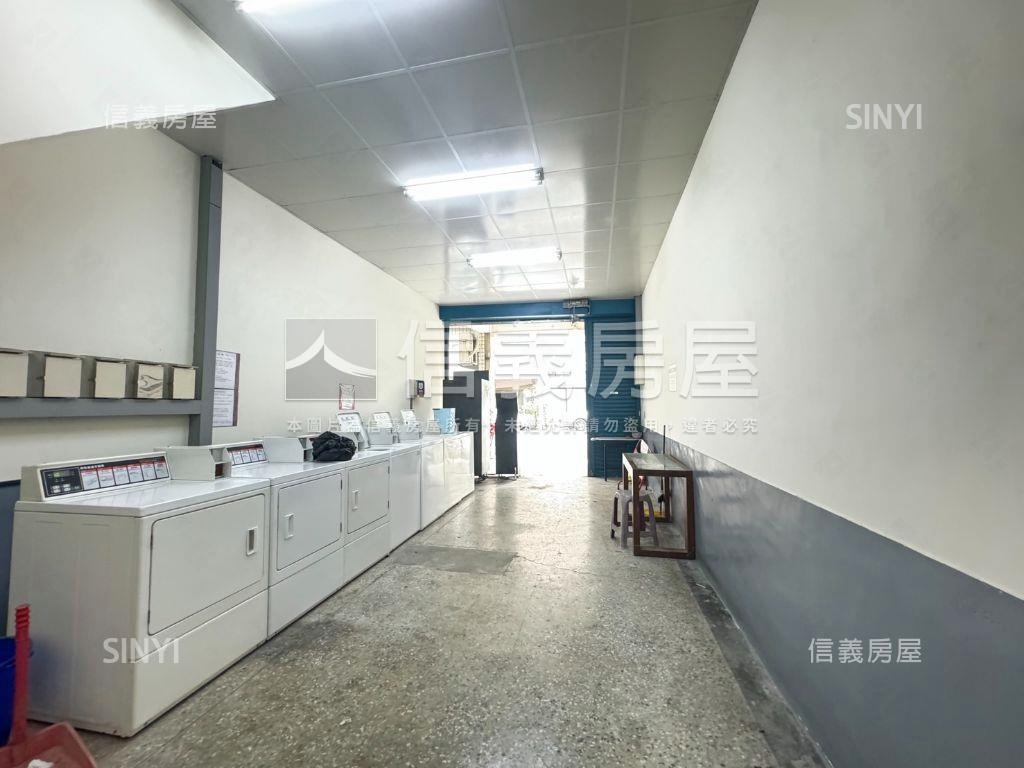 近新莊國小收租透店房屋室內格局與周邊環境