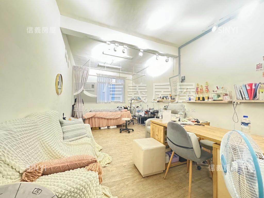 近新莊國小收租透店房屋室內格局與周邊環境