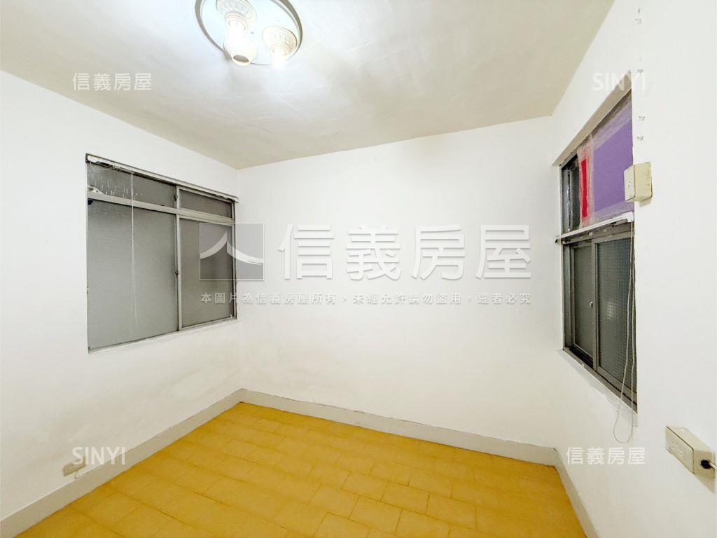 景安小資稀有公寓３樓房屋室內格局與周邊環境