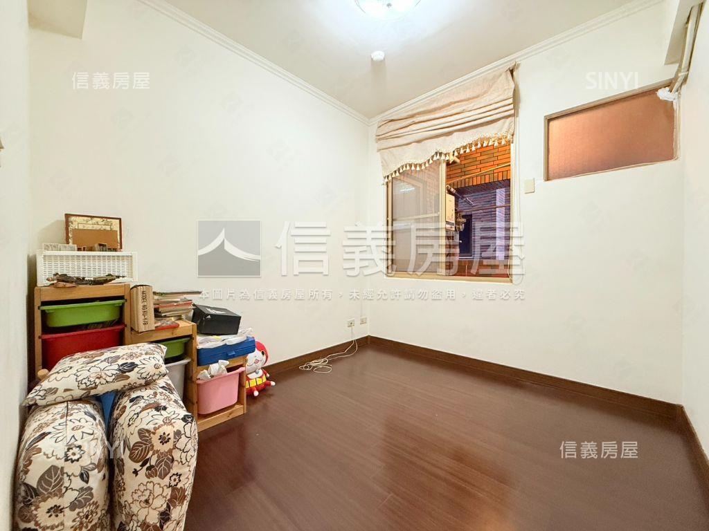 河堤溫馨三房平車房屋室內格局與周邊環境