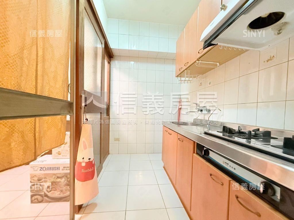 河堤溫馨三房平車房屋室內格局與周邊環境