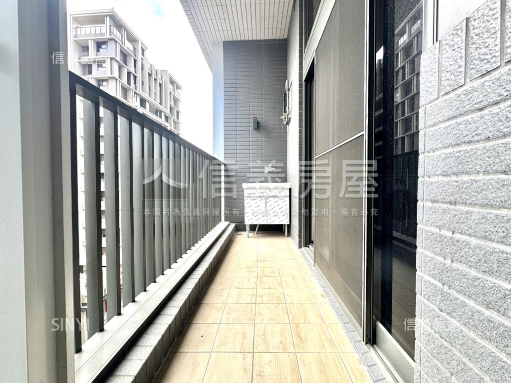 湖濱城全新挑高辦公室房屋室內格局與周邊環境