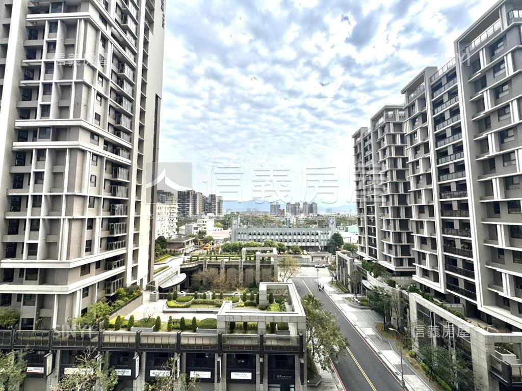 湖濱城全新挑高辦公室房屋室內格局與周邊環境