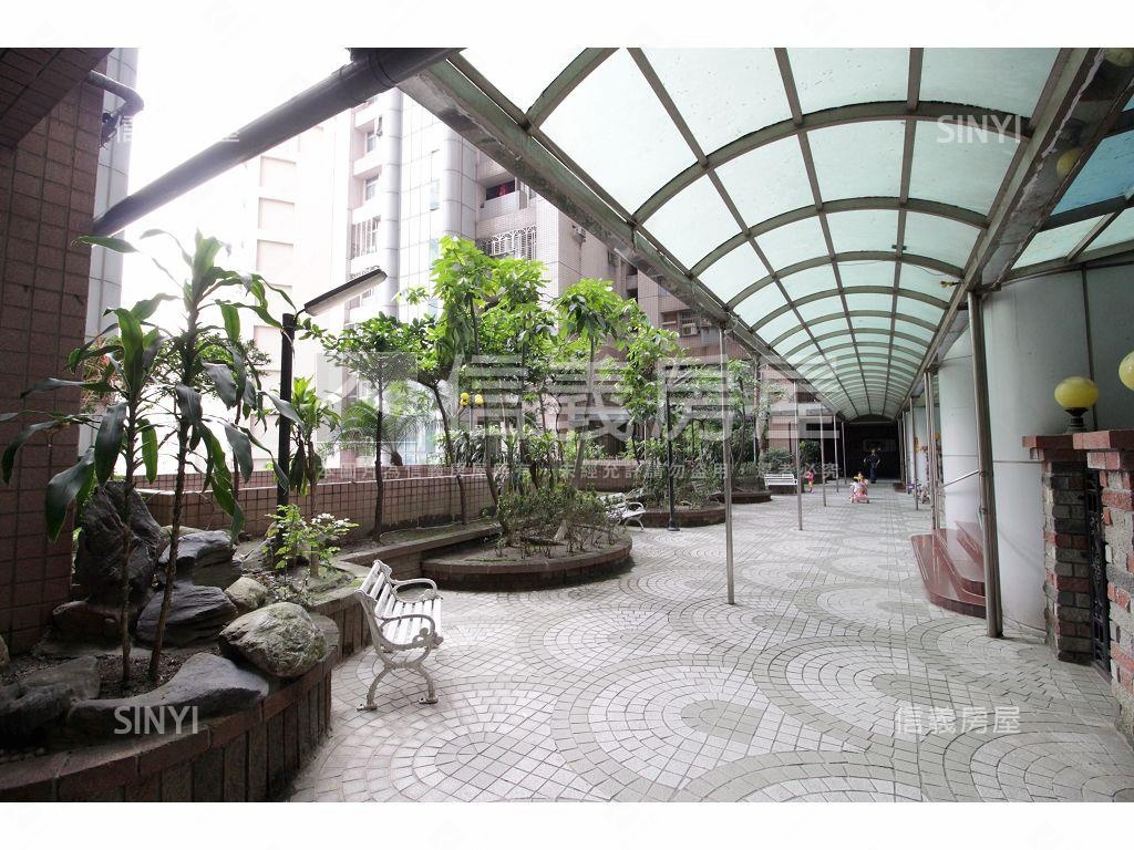 稀有低總價３房電梯房屋室內格局與周邊環境