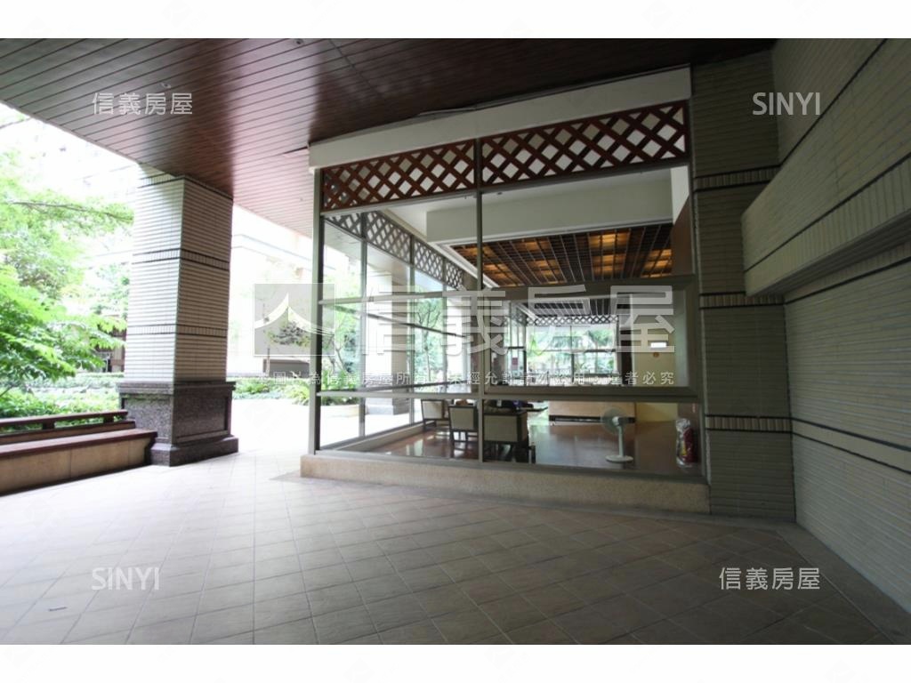 真愛＊皇翔四季美四房車位房屋室內格局與周邊環境