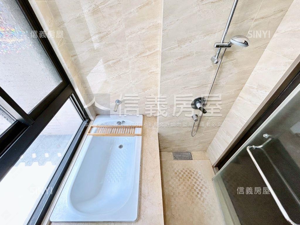 境美ＭＲＴ精美露台戶房屋室內格局與周邊環境