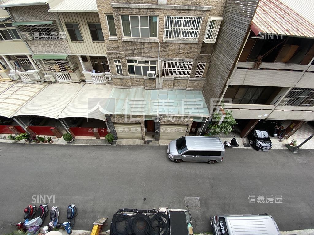 陳平國小三房平車位房屋室內格局與周邊環境