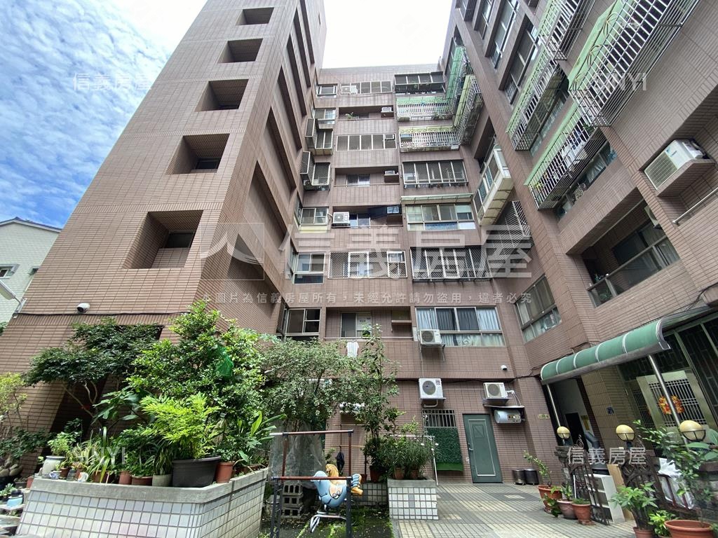 陳平國小三房平車位房屋室內格局與周邊環境