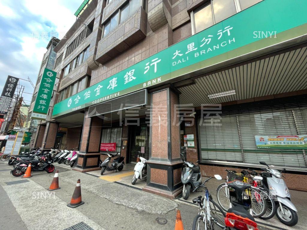 不看可惜大里精美採光三房房屋室內格局與周邊環境