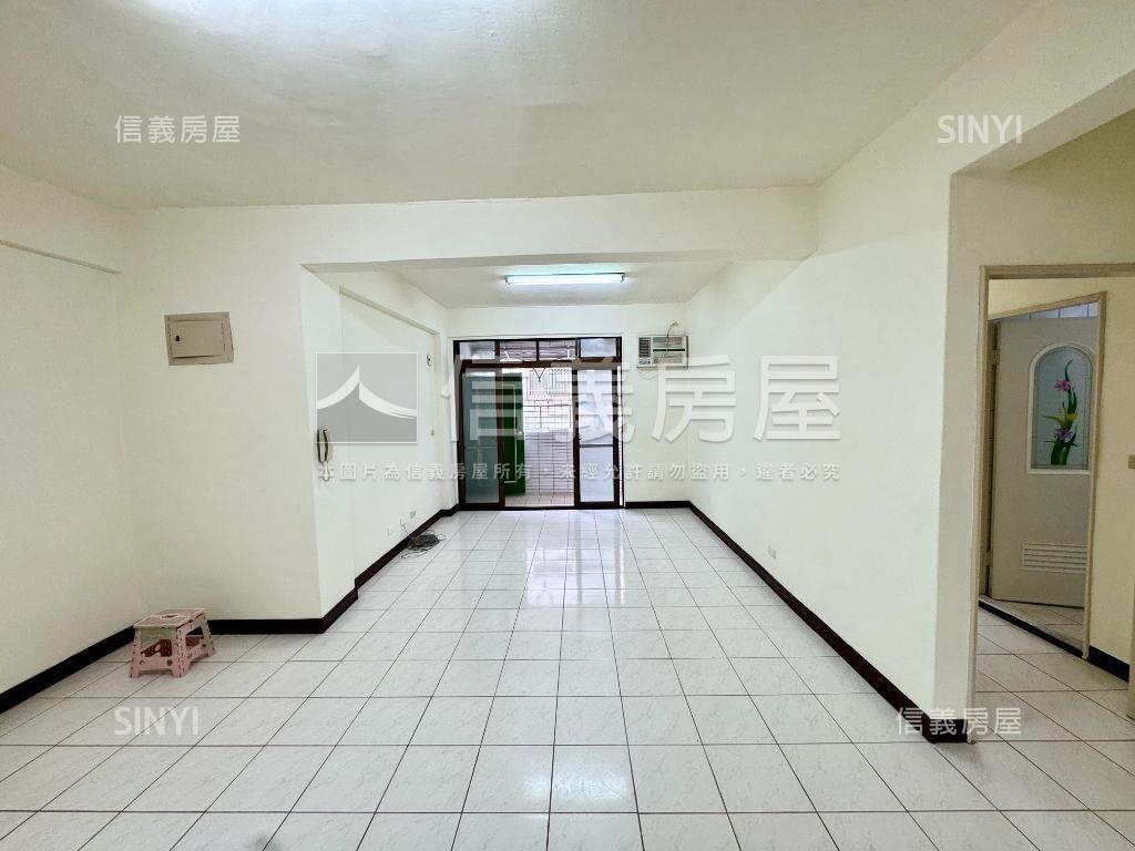 近行政中心成家美邸房屋室內格局與周邊環境