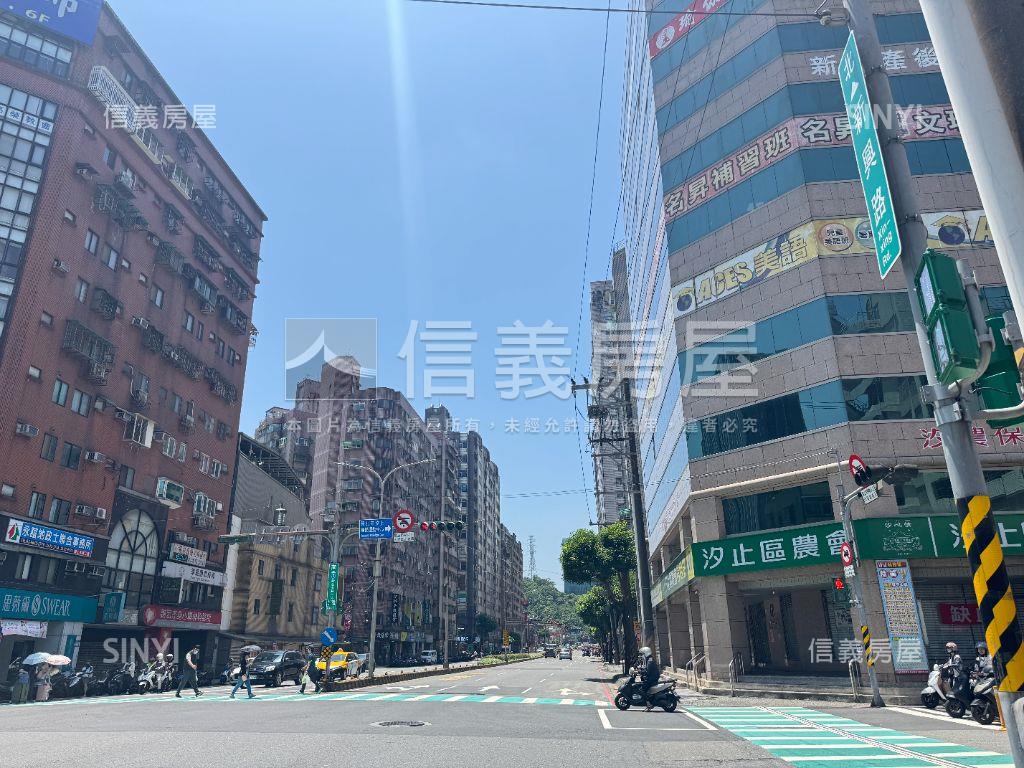 近行政中心新興美寓房屋室內格局與周邊環境