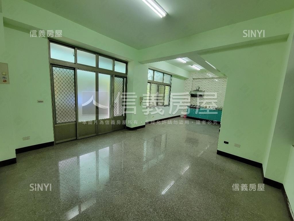 約十二米大面寬✦震後別墅房屋室內格局與周邊環境