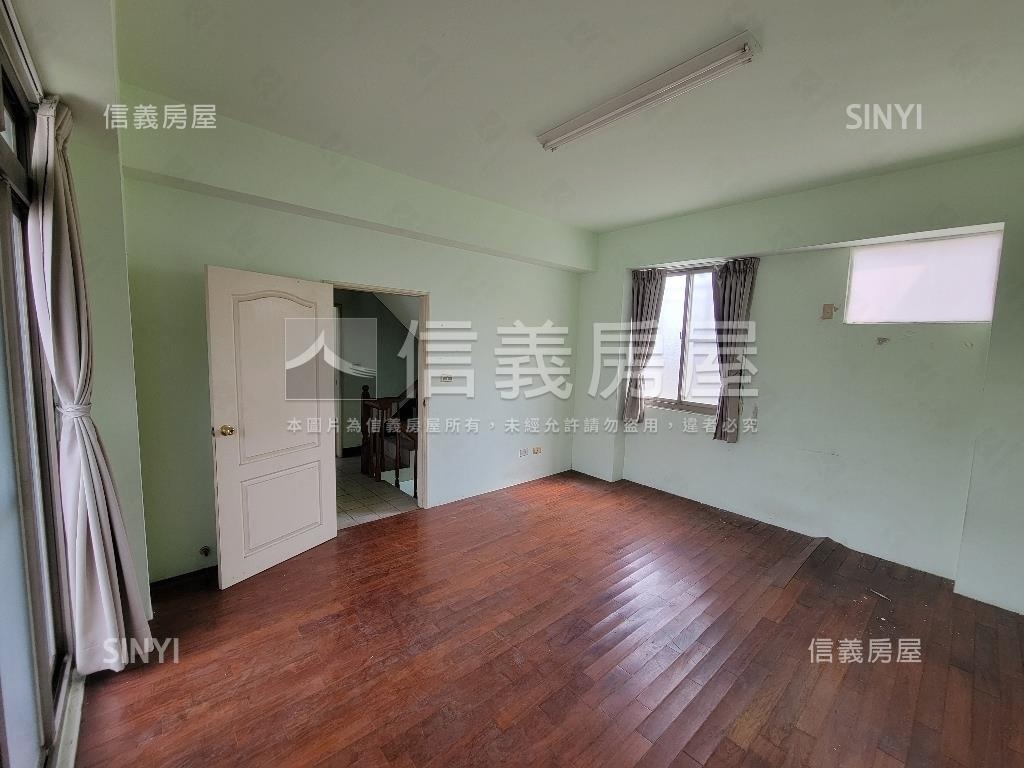 約十二米大面寬✦震後別墅房屋室內格局與周邊環境