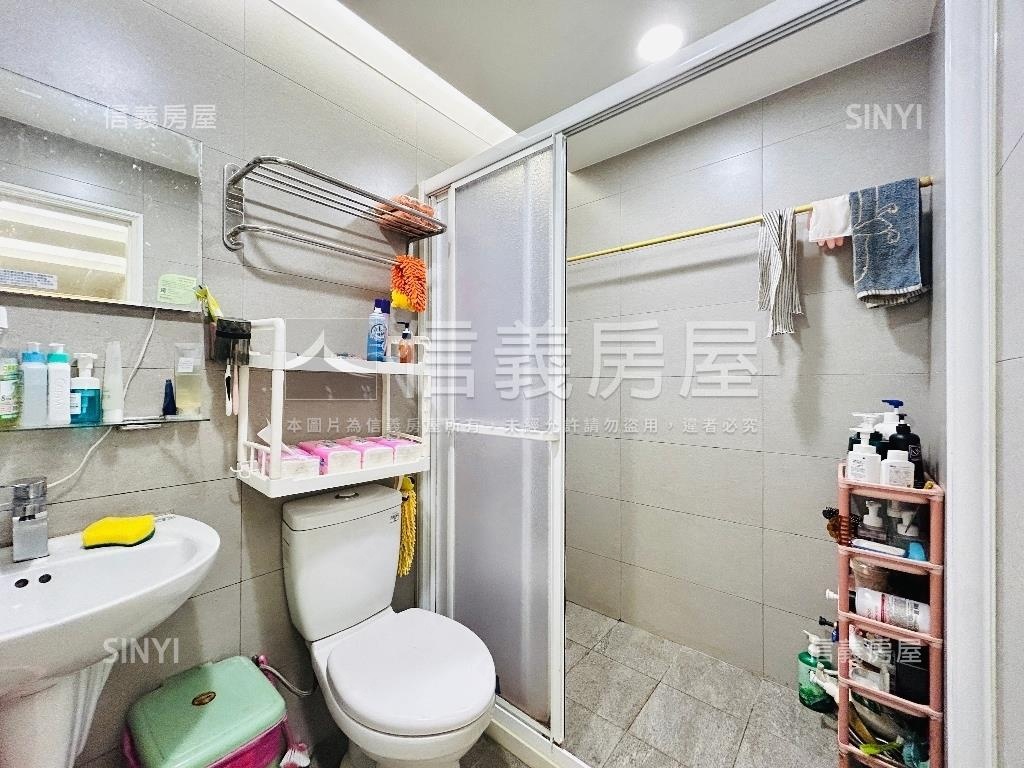 重陽國小裝潢美屋房屋室內格局與周邊環境